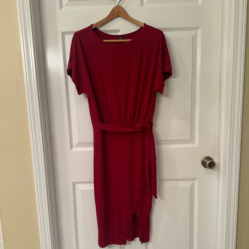 Very cute knee length dress. Beautiful red.